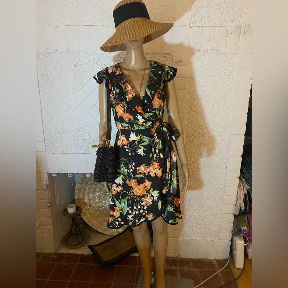 Elegant Ruffled Floral Midi Dress - Black and Orange